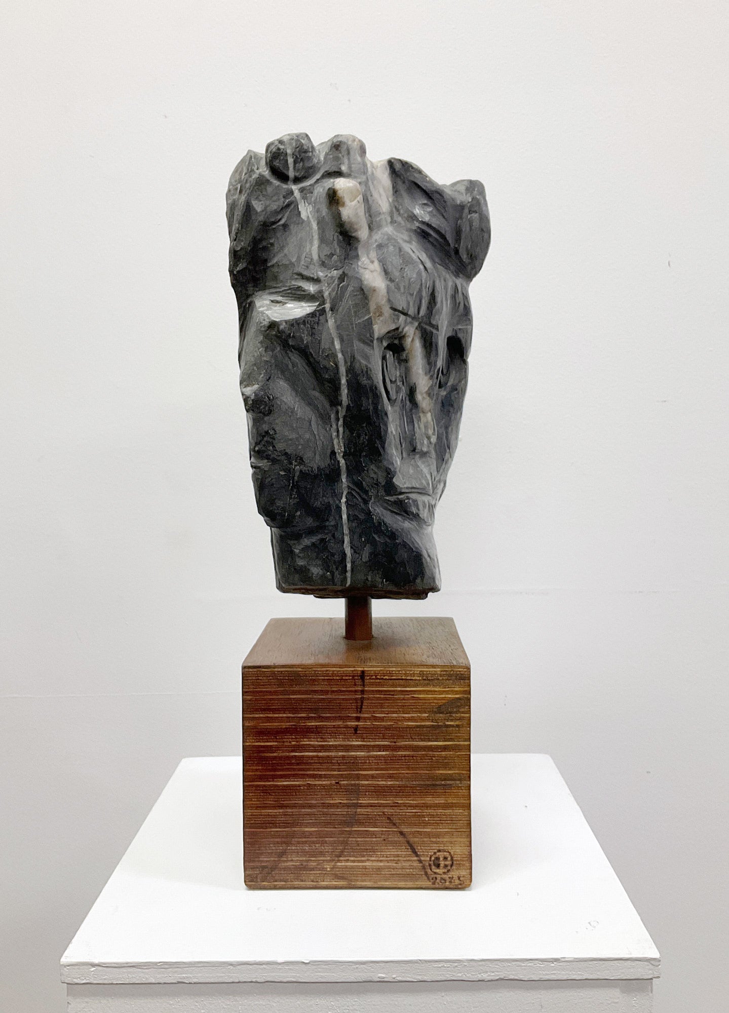 Carlos Barrios Sculptures